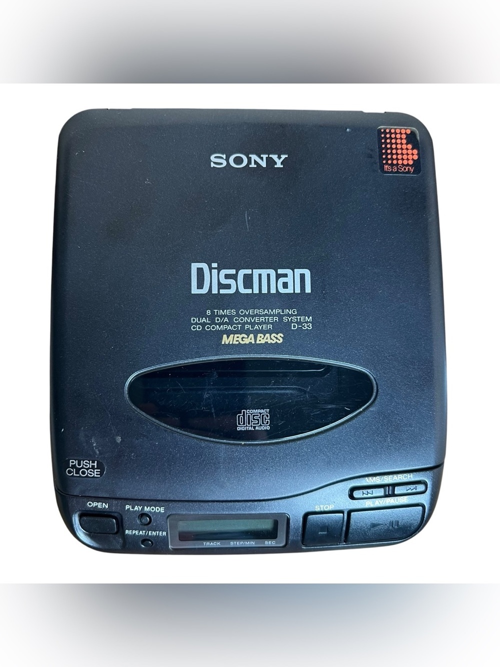 Sony DISCMAN D-33 Portable CD Player Mega Bass Compact Disc Japan Walkman VTG 91